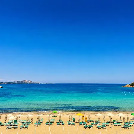 Le Ginestre Sea View One-bedroom 100m From The And Town Center Дом отдыха Байя Сардиния