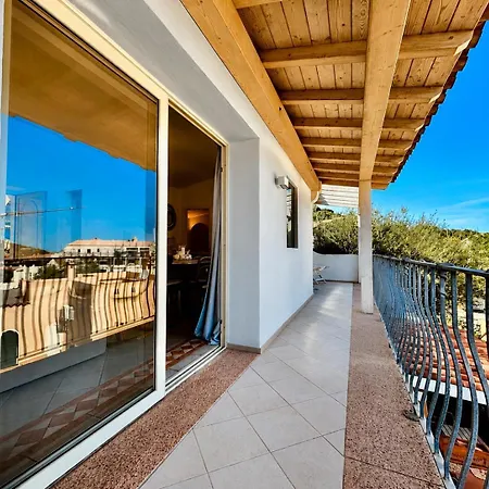 Le Ginestre Sea View One-bedroom 100m From The And Town Center Байя Сардиния