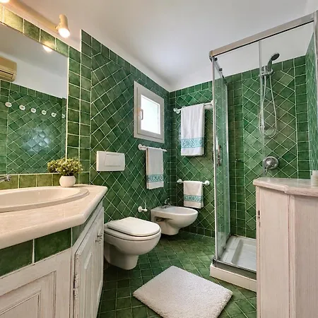 Дом отдыха Le Ginestre Sea View One-bedroom 100m From The And Town Center *