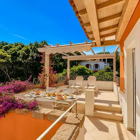Дом отдыха Le Ginestre Sea View One-bedroom 100m From The And Town Center *
